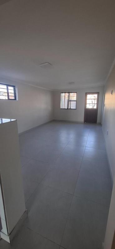 To Let 2 Bedroom Property for Rent in Richmond Estate Western Cape
